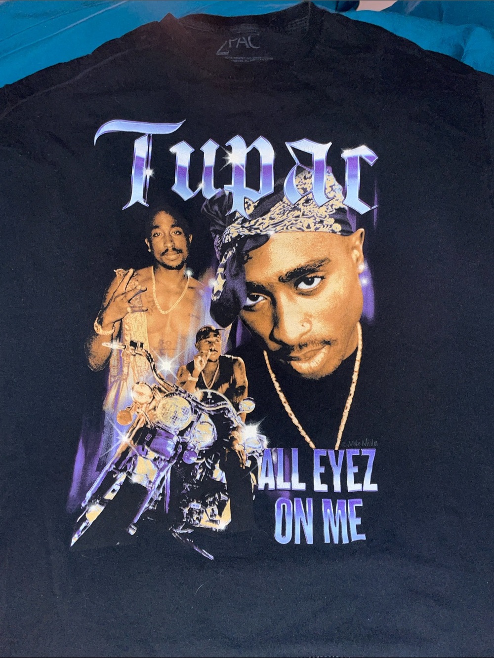 Hot Topic Black Tupac "All Eyez On Me" Graphic Tee